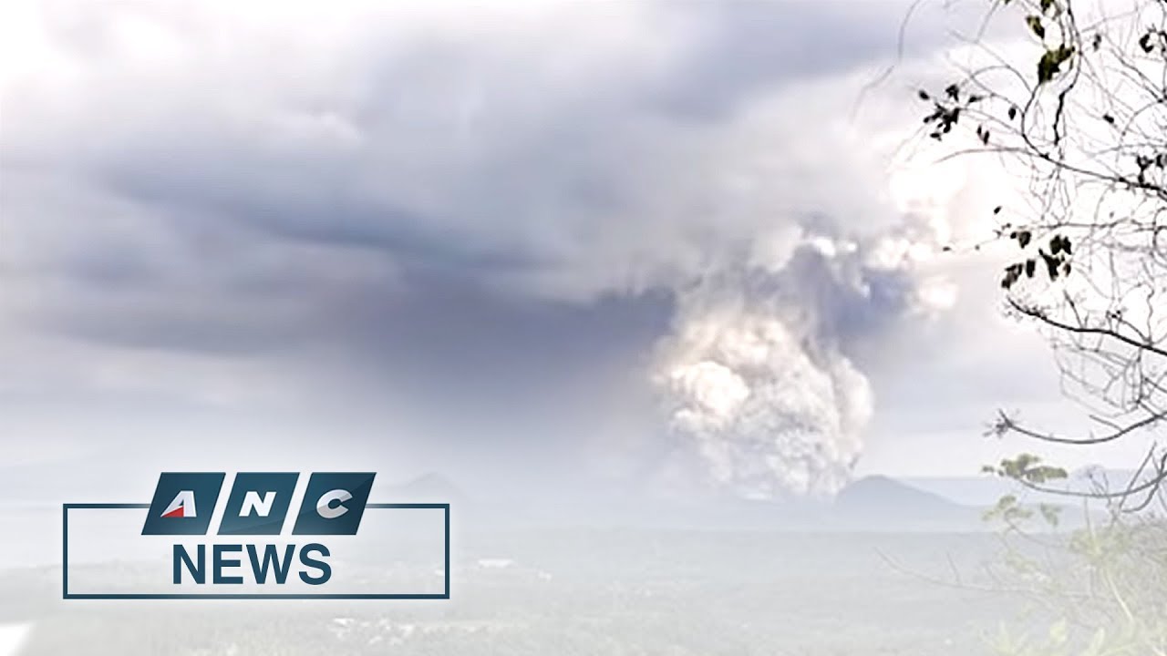 Alert Level 4 Raised As Taal Volcano Erupts - YouTube