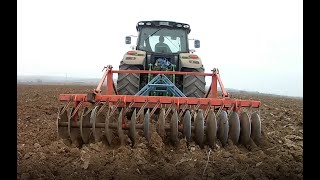 JOHN DEERE 6150R WITH CULTIVATOR RIPPER - ΚΑΛΛΙΕΡΓΗΤΗΣ ΡΙΠΕΡ ΜΕ ΔΙΣΚΟΥΣ