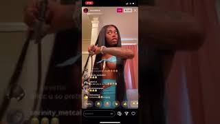 asian doll instagram live 🔥 🔥 |talks about her body being thick👌