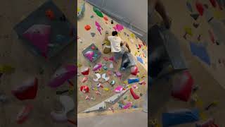 [ボルダリング日記🧗🏻抱石日記] 18092022 V7 その一 @Camp Four Bouldering Gym