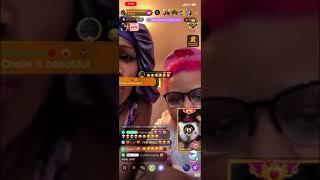 Queen opp hit chelle for smiling at pastor p