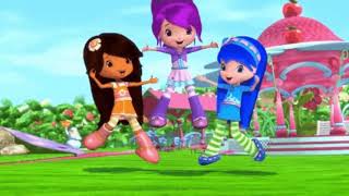 THE CHICKEN DANCE WITH STRAWBERRYSHORTCAKE