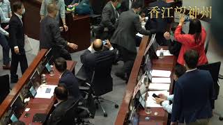 內會激戰 李慧琼下達驅逐令 多名泛民議員被趕離場（高清實錄）