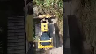 Satisfying bulldozer!!