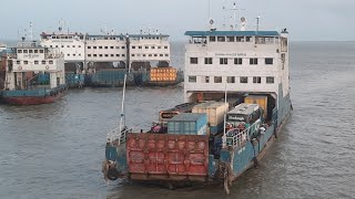 দেখুন বড় ফেরি কিভাবে ঘাটে ফিরে | Bangladesh Biggest Ferry Ghat Paturia