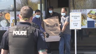 Restaurant reopens for to-go, makes chicken curry for Hillsboro police