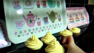 Cup / Fairy Cake decorating with the wilton 1m tip / nozzle SWIRL (2nd)
