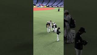 試合前の山本由伸とイチャつく佐々木朗希と宮城  WBC 2023の１ヶ月後 千葉ロッテマリーンズ オリックスバファローズ