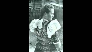 FS Detva - Nocovali tria maliari (Slovak Folk Songs)