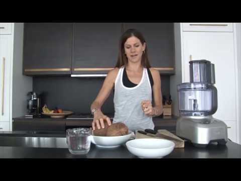 Paleoista's Kitchen Ep. 6: Coconut Purée Paleoista's Kitchen Ep. 6: Coconut Purée