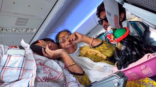 Flight में ये लड़का बेहोश हो गया 😱 || Viral Video ज़रूर देखें!😭