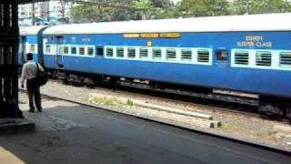 Parallel Action : Mumbai - Chennai EXP overtaking ..........!!!