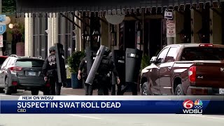 Suspect in SWAT roll dies