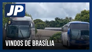 PELA PRF: ônibus, vindos de Brasília, foram apreendidos e os passageiros detidos | Jornal Paranaíba