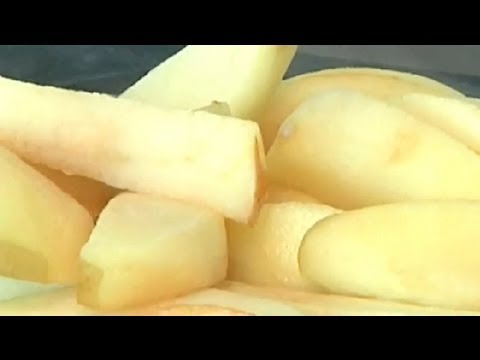 How to Make Baked Apples for Baby Finger Foods : Meals for Baby & Family How to Make Baked Apples for Baby Finger Foods : Meals for Baby & Family