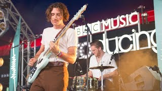 Blossoms - At Most A Kiss (Glastonbury 2017)