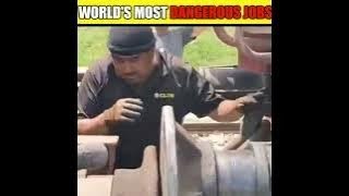 💥💥world's most dangerous job train bogie jointing #shorts @JSFacts