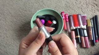 ASMR**LIPSTICK RUMMAGING, NO TALKING, TAPPING, OPENING LIPSTICK LIDS