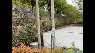 夫妻吵架男子酒后激動跳橋卡水溝，民警消防將其救起送醫