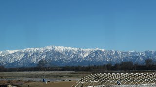 小さな窓の花ごよみ 1734 冬晴れ 白新線の風景 ♪Take Me Home Country Roads ♪