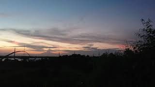 荒川土手　夕日