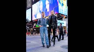 27 Feb #GigiHadid and Tan France pose for another fashion shoot in Midtown, New York.