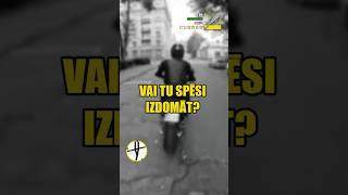 Situācija #2 🚦 Ieraksti komentārā vai motocikla vadītājs pieļāva kļūdu 📲