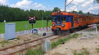 Przejazd kolejowy, Rokiciny Podhalańskie #1 | Polish railroad crossing