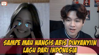 Nyanyiin Lagu dari Indonesia ke Bule, Sampe Bikin Mereka Nangis | Singing Reactions OmeTV