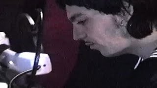 Tiss sings Suicide – Surrender (Contact Buzz Landline Cover #7)