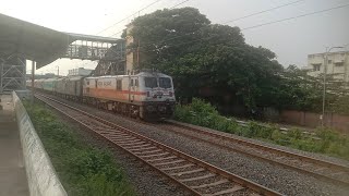 12503 SMVT Bangalore Agartala Humsafar SF Express #viralvideo #bengaluru #video #train #shortvideo