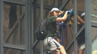 Man climbs Trump Tower in NYC