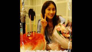 [HyukRi] Gyuri sang happy birthday to Eunhyuk