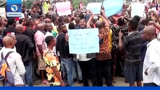 Ogoni Youths Protest Over Deplorable State Of Eleme Road