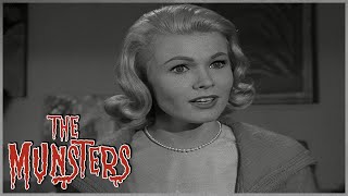 Marilyn and The Sculpture | The Munsters