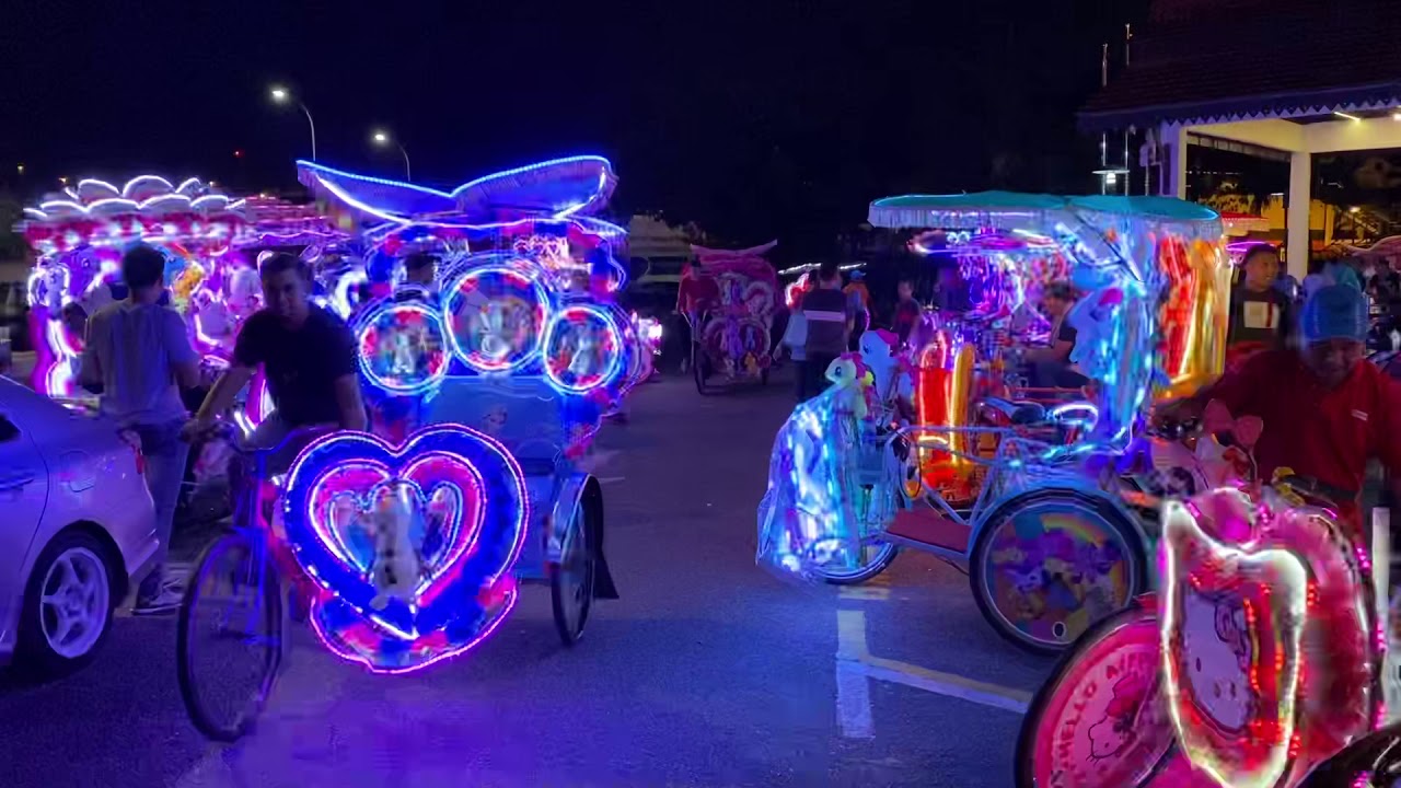 Jalan Jalan Melaka Beca Berhias Youtube