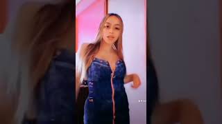 No BRA Challenge | Showing my 🍒🍒 to my best friends 🤍💕 #SHORTS #bigbank #tiktok #128