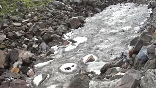 (mikayama00)鳥海山　千蛇谷雪渓付近から御室小屋までの登山道の様子