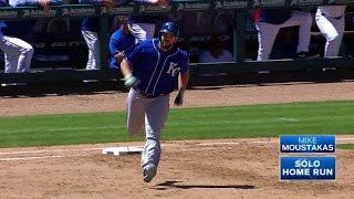 KC@TEX: Moustakas belts a solo home run