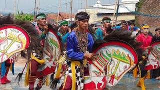 PERDANA KOLABORASI JANTURAN EBEG KRIDO BUDOYO PUTRO BERSAMA PURWO GONDO ARUM MAJENANG