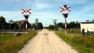 Lemvigbanen Y-tog Y-train Y-zug Y-tåg pass level crossing in Amstrup 10´