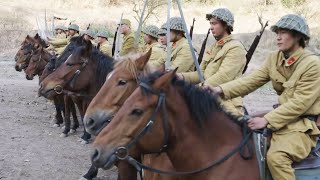 八路軍騎兵故意半路挑釁，把日軍引到國軍埋伏點，前後夾擊把日軍暴殺！⚔️ 抗日