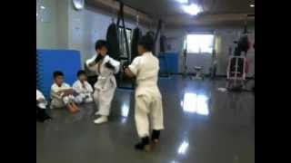 2012年6月18日（月）尼崎市小学生　フルコンタクト空手　組手2