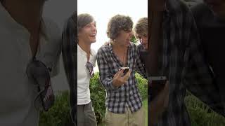 UNSEEN ONE DIRECTION: Harry wants a new phone 🤣 | The X Factor UK | #shorts