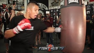 JAIME MUNGUIA IS A BEAST! WRECKS THE HEAVY BAG WITH BIG POWER DURING BOXING WORKOUT!