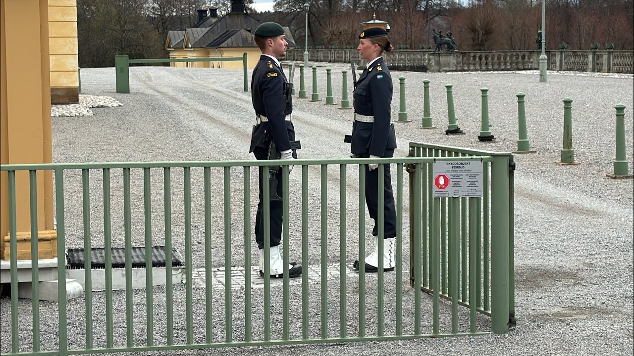 2024-04-17 Drottningholms Slott Vaktavlösning K4 Arvidsjaur - I19 Boden ...