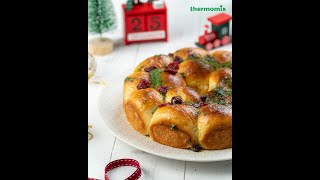 Garlic Christmas Wreath Bread