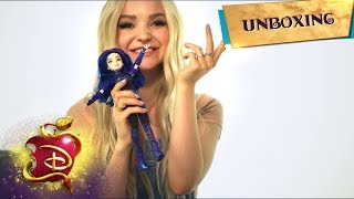The Mal Dolls 💜 | Unboxing with Dove Cameron 📦 | Descendants 3