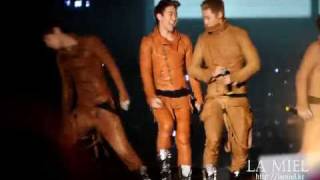 FANCAM 101023 JUNHO GUMI concert heartbeat ending