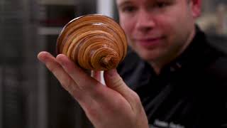 Croissant bicolore au Beurre d'Isigny AOP spécial Tourage par Damien Dedun